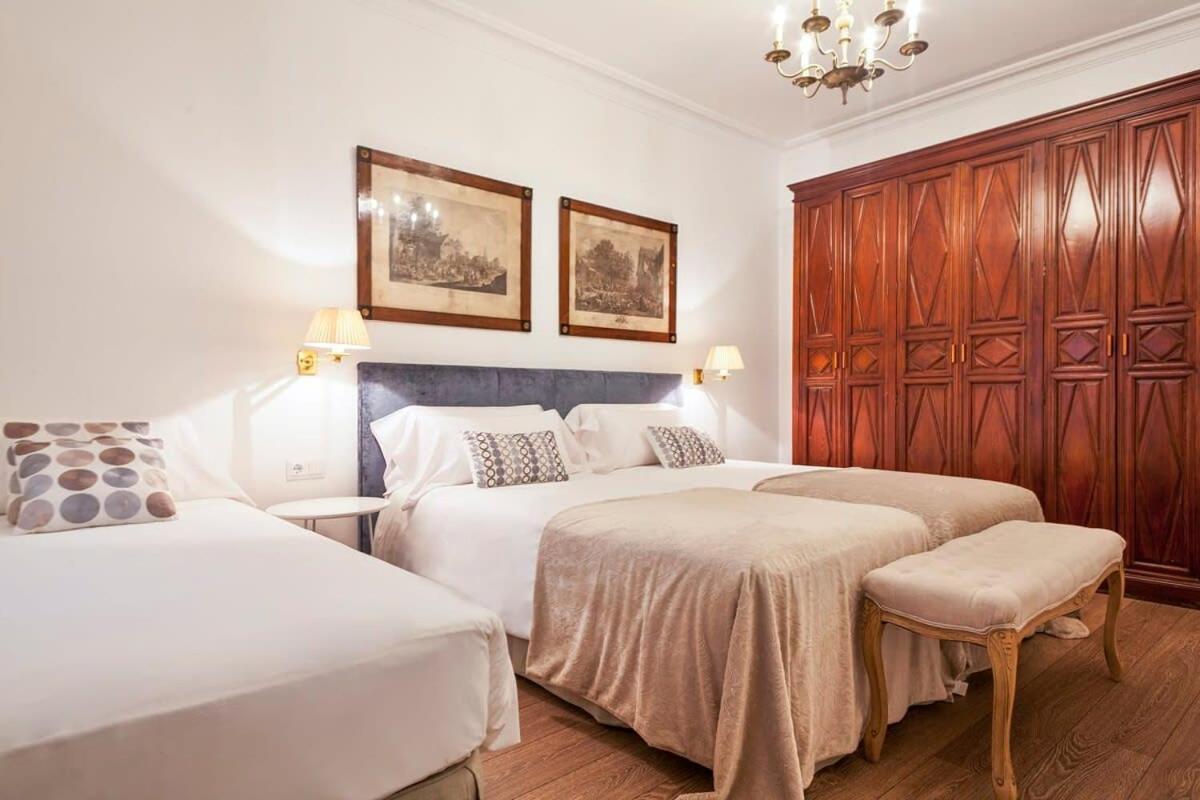 Appartement Casa Batllo - Luxury Historic 4bd 4bth For 9 Guests Barcelone